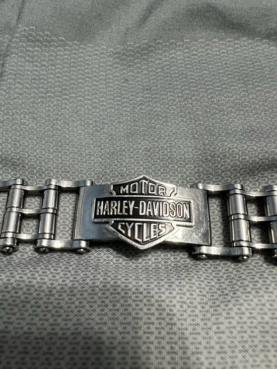 Harley-Davidson Silver-Tone Men's Link Bracelet with Shield Logo - Picture 3 of 10